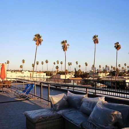 Blue Palm Hollywood Aprtments Lägenhet Los Angeles Exteriör bild